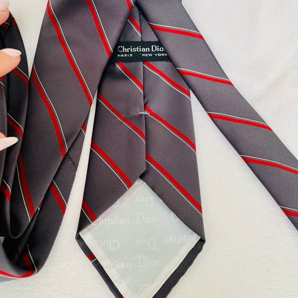 Christian Dior Vintage Tie Gray & Red Silk - Picture 5 of 14